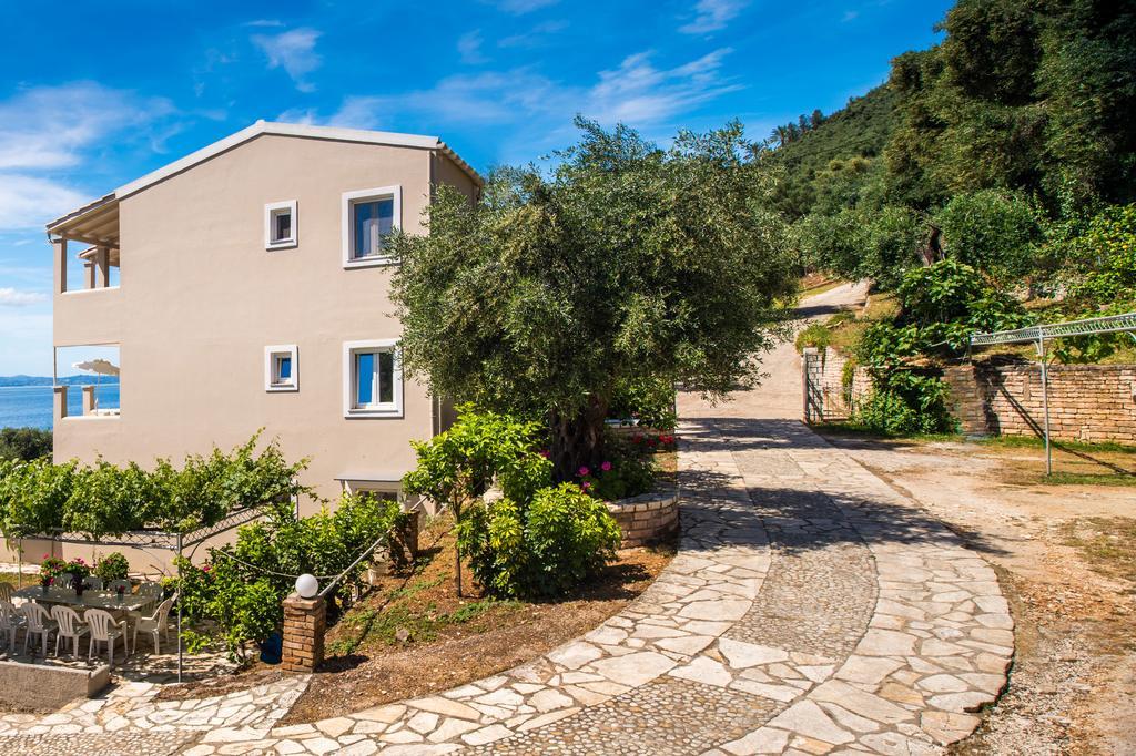 Krouzeri Beach Apartments Nisaki  Ruang foto