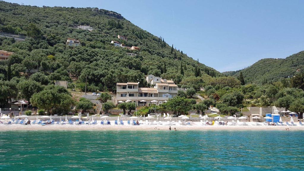 Krouzeri Beach Apartments Nisaki  Bagian luar foto