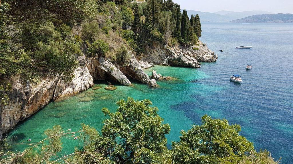 Krouzeri Beach Apartments Nisaki  Bagian luar foto