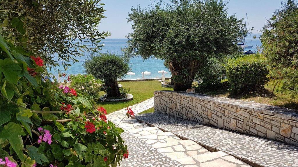 Krouzeri Beach Apartments Nisaki  Bagian luar foto